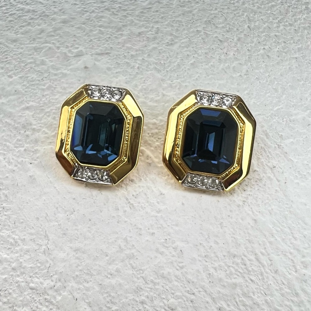 Vintage Blue Smoke Rhinestone Clip On Earrings